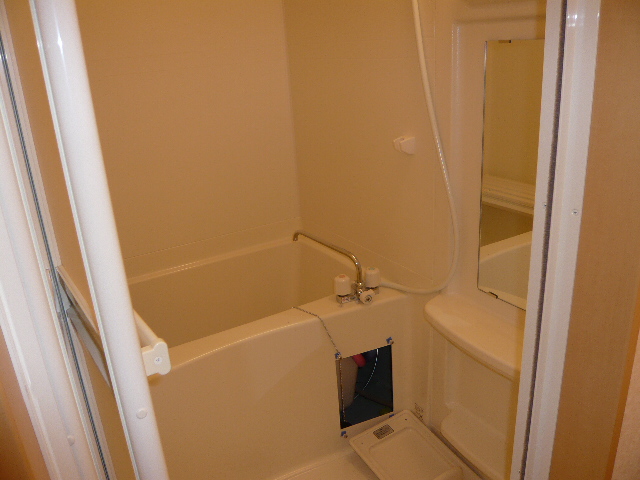 ヴァンベール201号室 バス