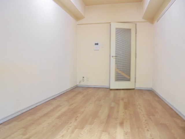 ＳＡＮＫＯ　ＨＥＩＧＨＴＳ　ＯＳＡＫＩ0208号室 リビング