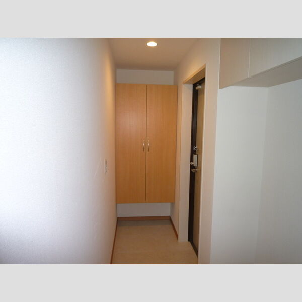 セルティスコート403号室 玄関