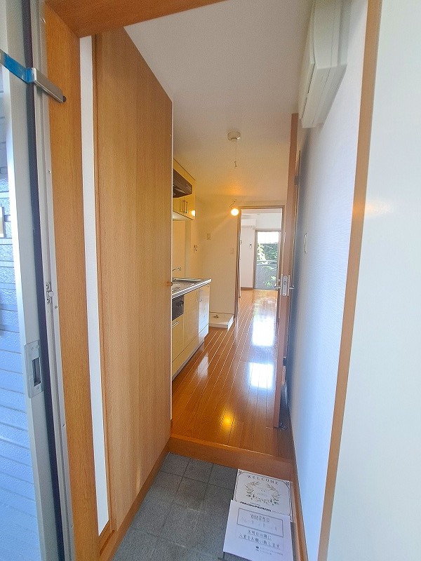 メゾン・ヴェルデ 玄関