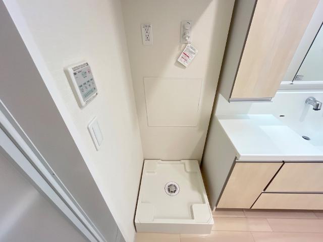 エリタージュ205号室 洗濯機置場