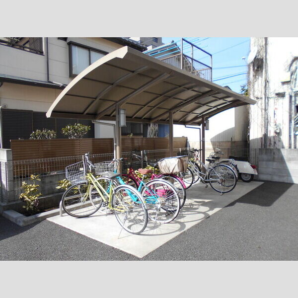 ボナール・中央 駐輪場