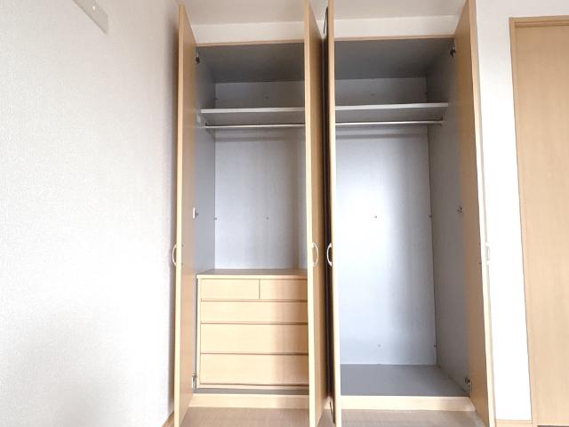 ロイヤルハイツ クローゼット