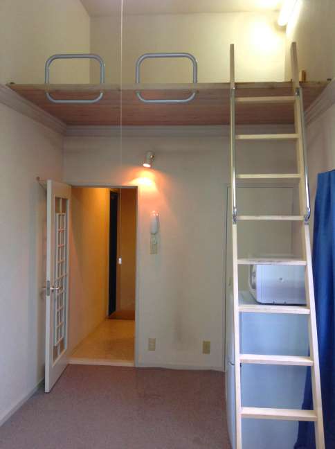 レオパレス春日部第５ リビング