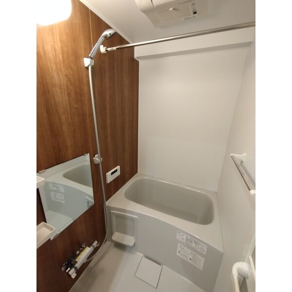 Ambition古千谷本町303号室 お風呂