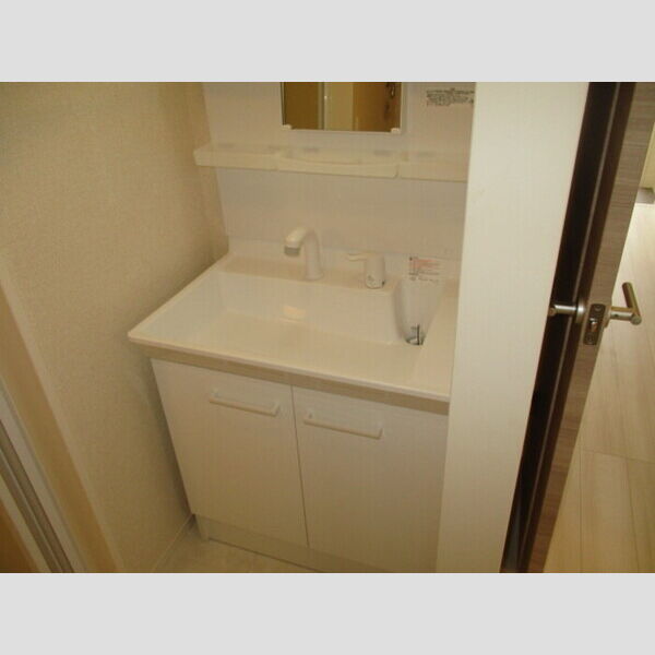 Flare Hills 洗髪洗面化粧台