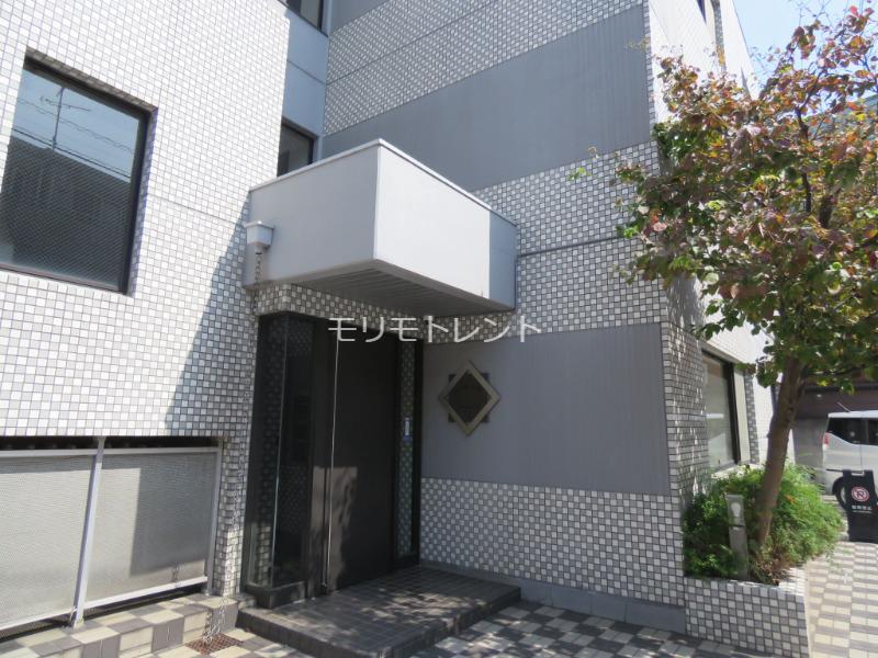 ブロックスコート3階 外観