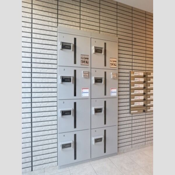 レーヴマニフィック南柏 宅配ボックス