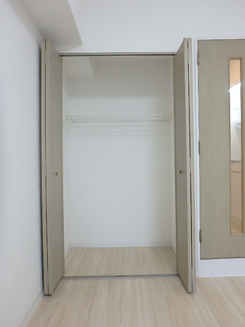 ライオンズマンション西が丘南5階 収納