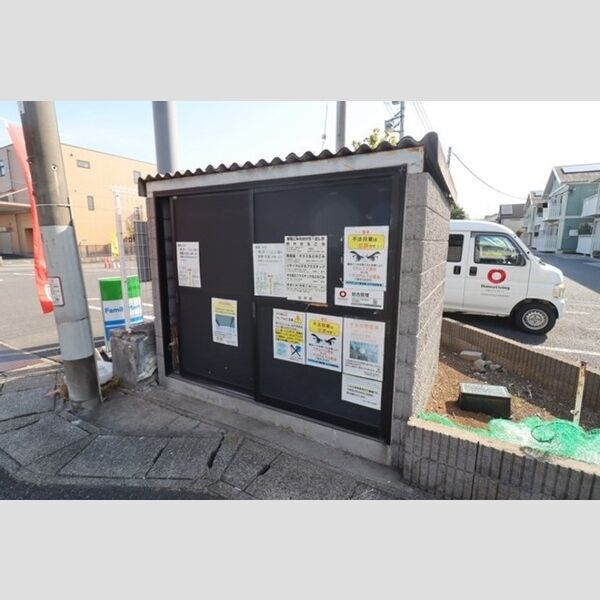 リビングタウン大金平　B ゴミ置き場