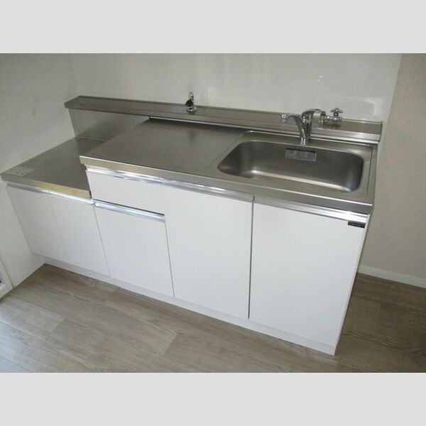 ファーストターフ鎌取　A101号室 キッチン