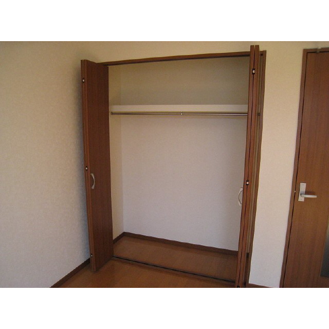 アムール Mize206号室 内観