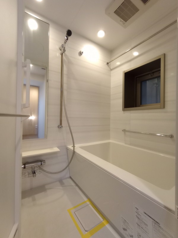 クレイシア秋葉原ラグゼスウィート9階 お風呂