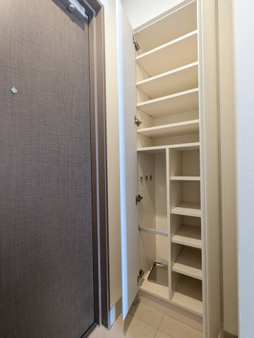 ステラ平塚701号室 収納