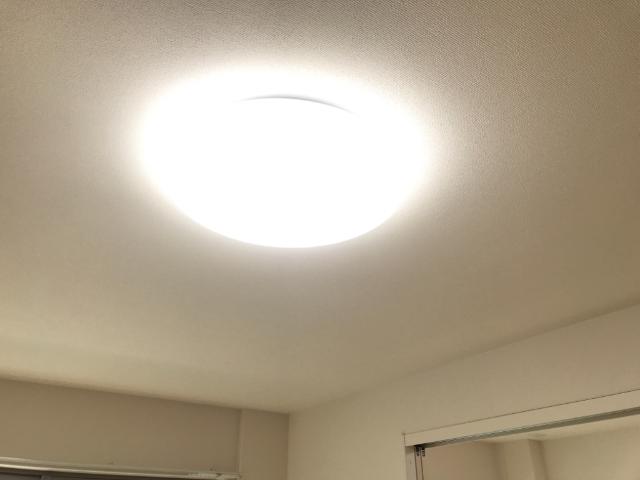 エルヴァス203号室 照明器具