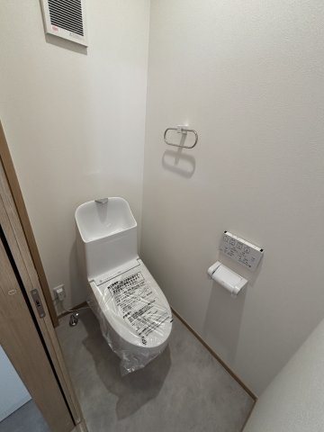 Ｆｌａｔ八千代村上0201号室 トイレ