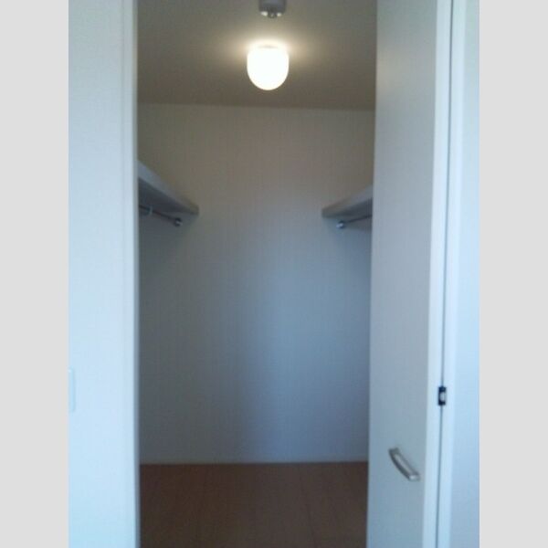 サンボナール北入曽 ウォークインクローゼット