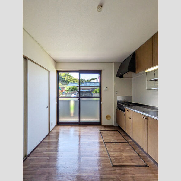 アンフィニMARUEI103号室 DK