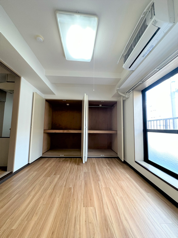 プラザ仲町台センター6階 収納