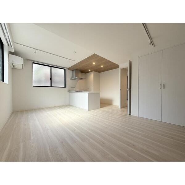 VISTA　MINAMIDAI101号室 リビング