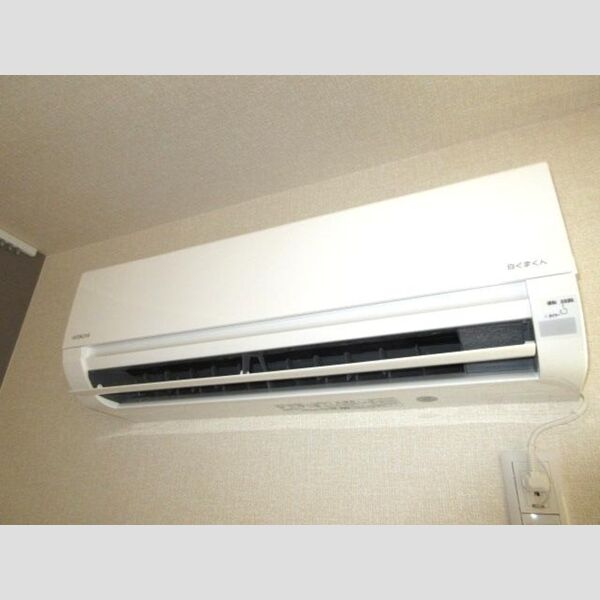 アンジュール高島平Ⅰ303号室 エアコン