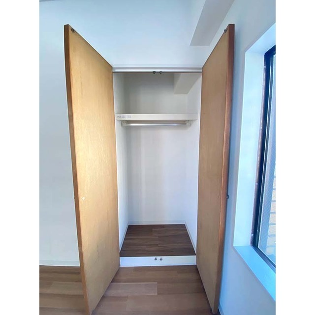 ハイツG-ONE504号室 ４．５帖の収納・奥行きがあります