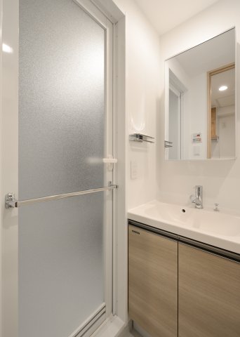 SYFORME KANNAI1003号室 ※同タイプ参考写真です（カラータイプが異なる場合がございます）