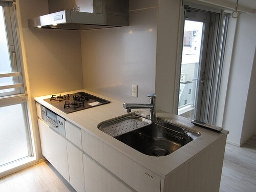 ライオンズ千代田岩本町ミレス キッチン　※2023年2月撮影時