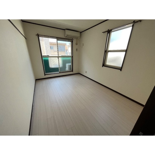 αNEXT本郷第2 リビング