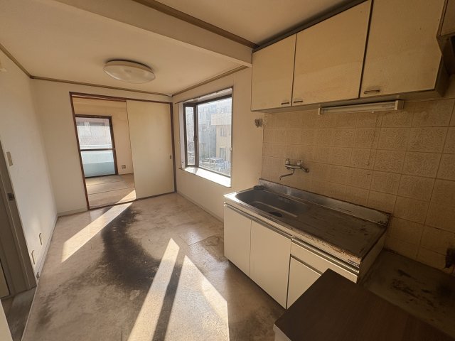 領家レジデンス201号室 クリーニング前の写真です