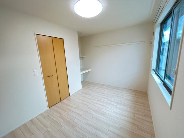 リノナル203号室 洋室