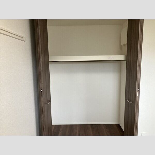 フォレストウッド　B棟201号室 収納