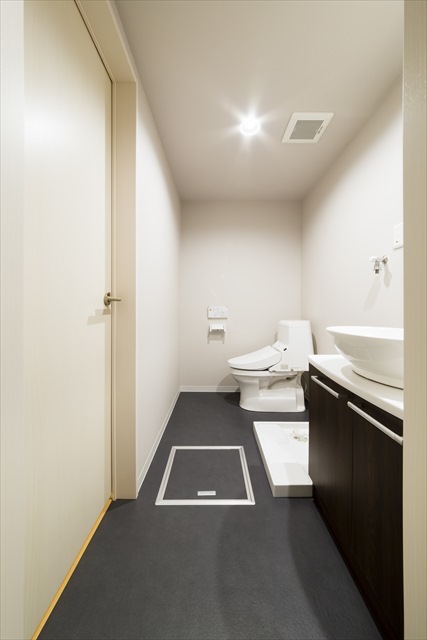 ＦＥＲＩＯ相模原1階 トイレ