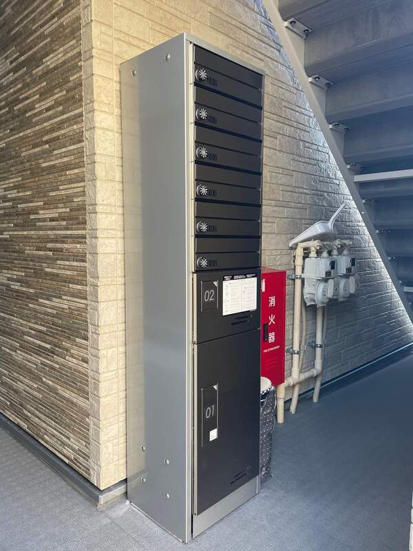 リブリ・Toyster Yokohama1階 宅配ボックス