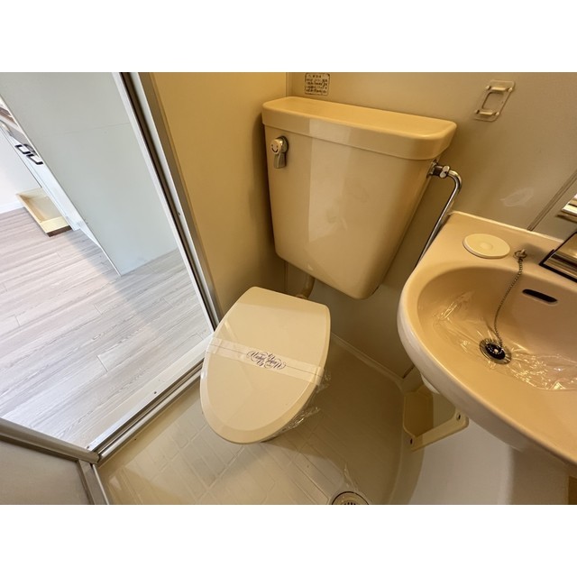 ウィンズベルⅡ303号室 内観