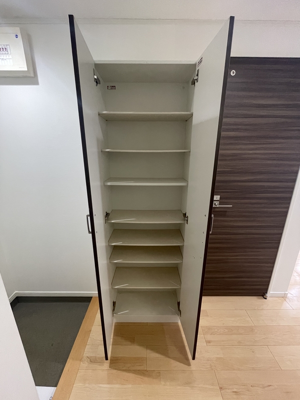 シャンティヒル白楽1階 収納