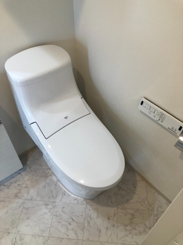 クレイシア横浜NORTH5階 トイレ