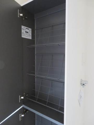 バーミープレイス国立Ⅱ 玄関