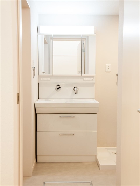 サンクマーレ稲毛1階 洗面