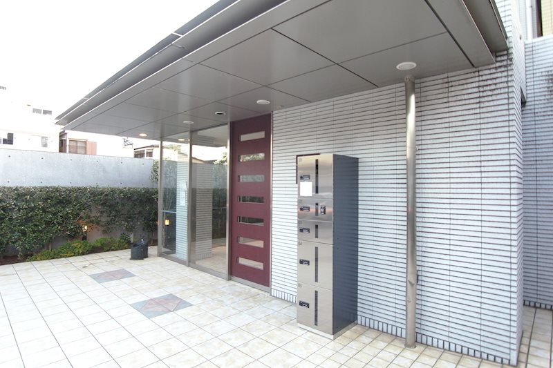 コトヒルズ6階 エントランス