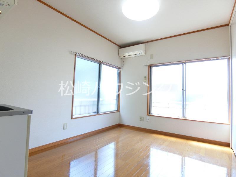 ジョイ リビング