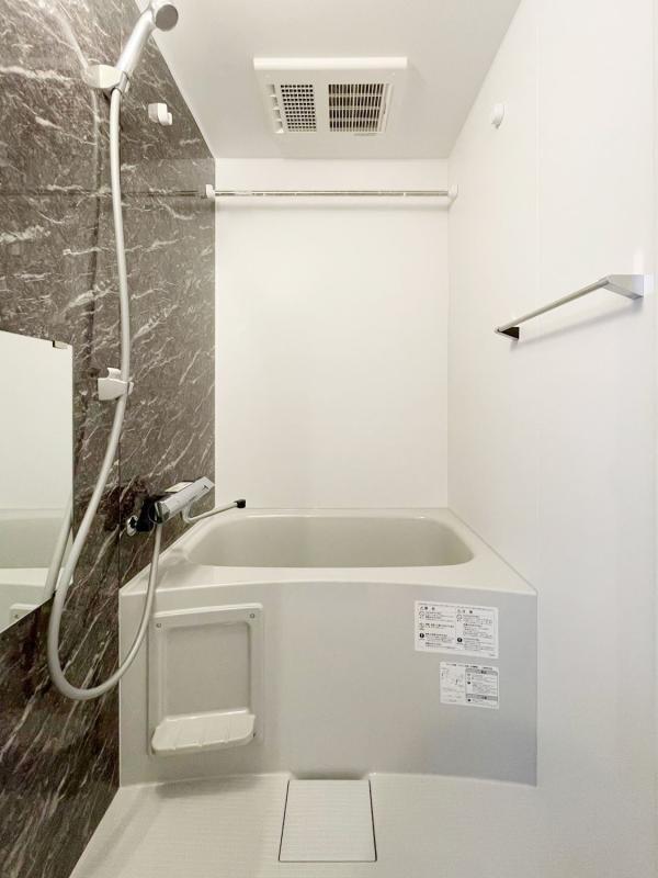 ブリーズTagara3階 玄関