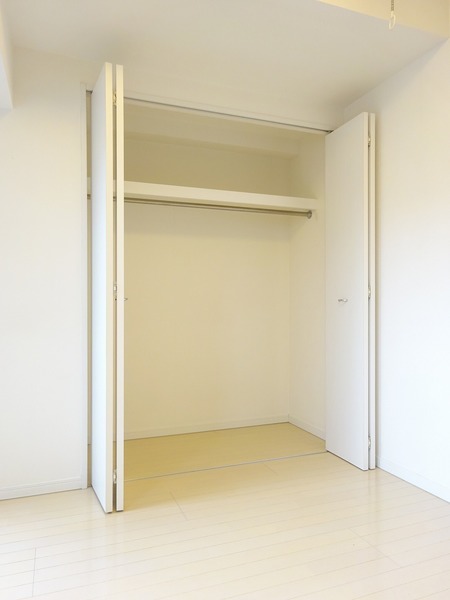 レオーネ金町402号室 収納