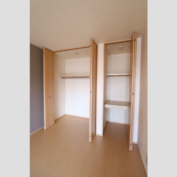パシ・アージュパルコ203号室 クローゼット★物入