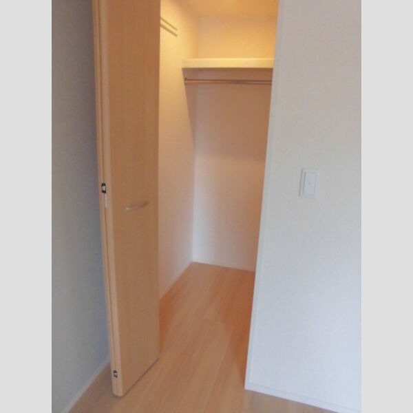 グランドゥール103号室 収納