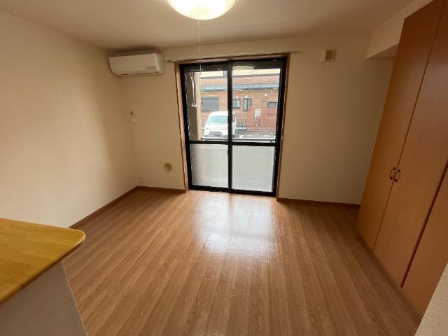 メゾン　デ　ファミーユ　Ｋ リビング（イメージ）