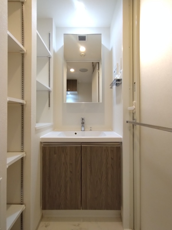 クレイシアIDZ千代田岩本町 洗面