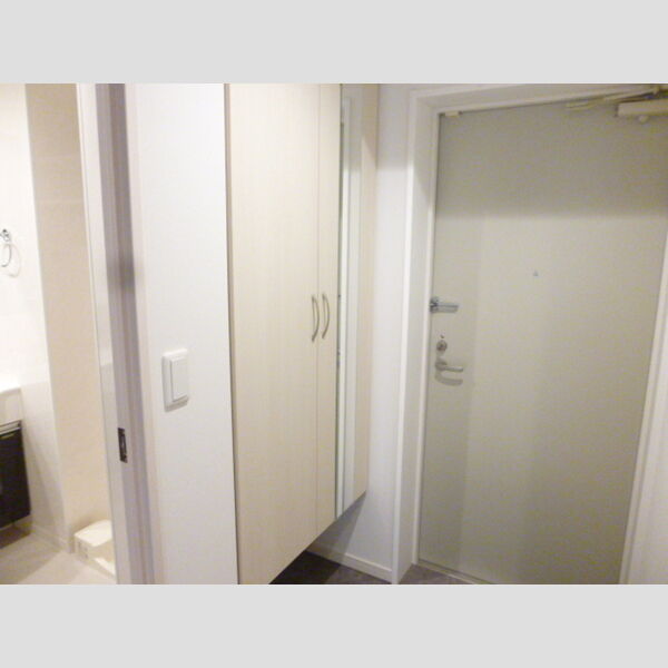 クレアガーデン 玄関