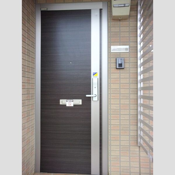 プレジール田無 玄関