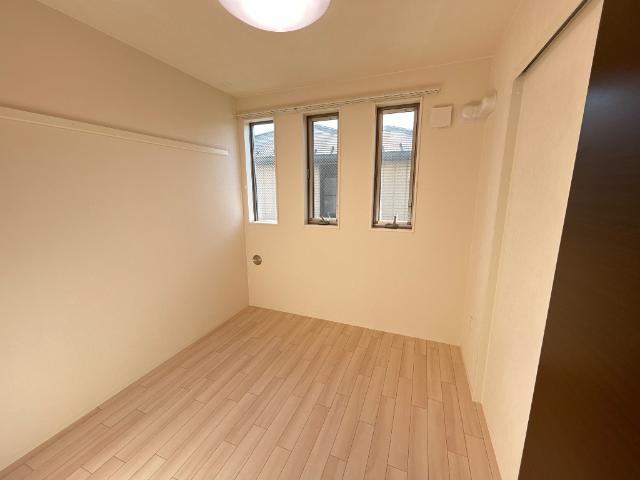 ウィズダム　コート203号室 洋室